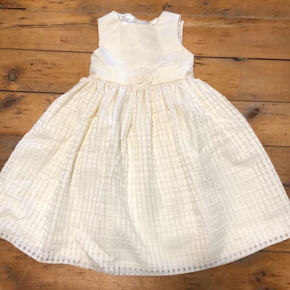 American Princess Girls' Waflle Lace Sleeveless Tulle Dress Ivory White Size 5
